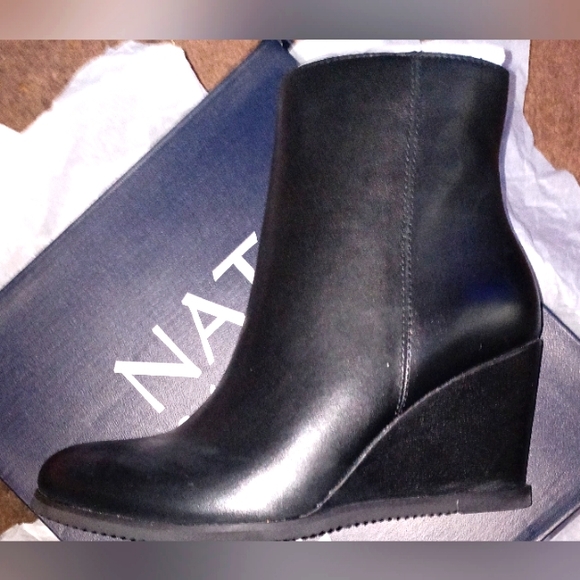 Naturalizer Garnet Booties - Picture 6 of 6